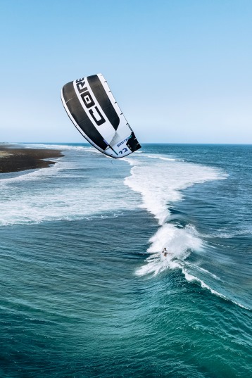 Core Kiteboarding-Section 5 Kite