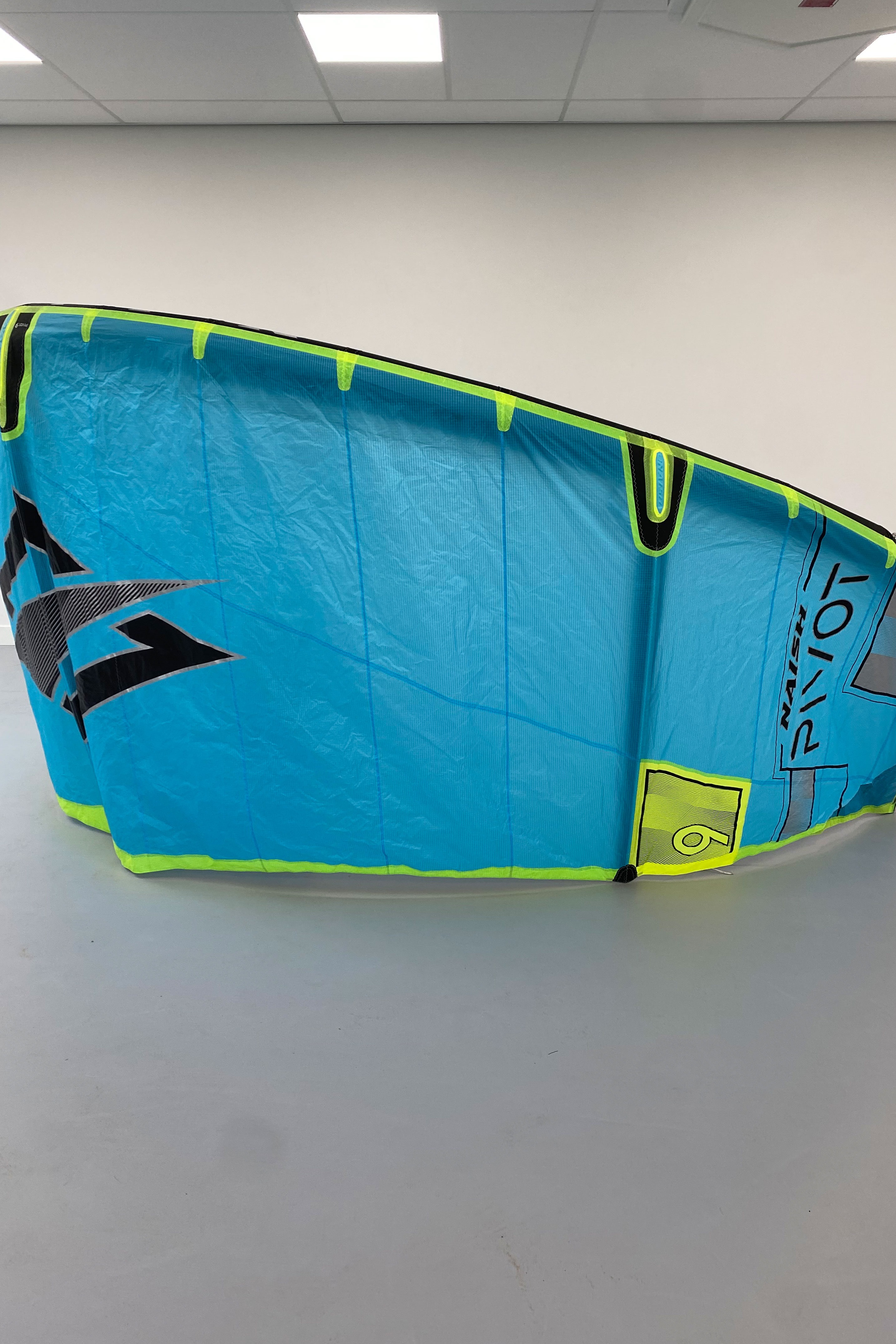 Naish-Pivot 2024 Kite (DEMO)