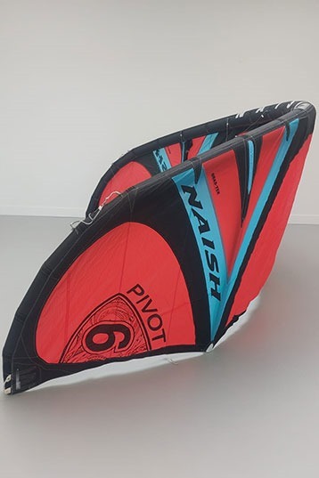 Naish-Pivot 2023 Kite (2nd)