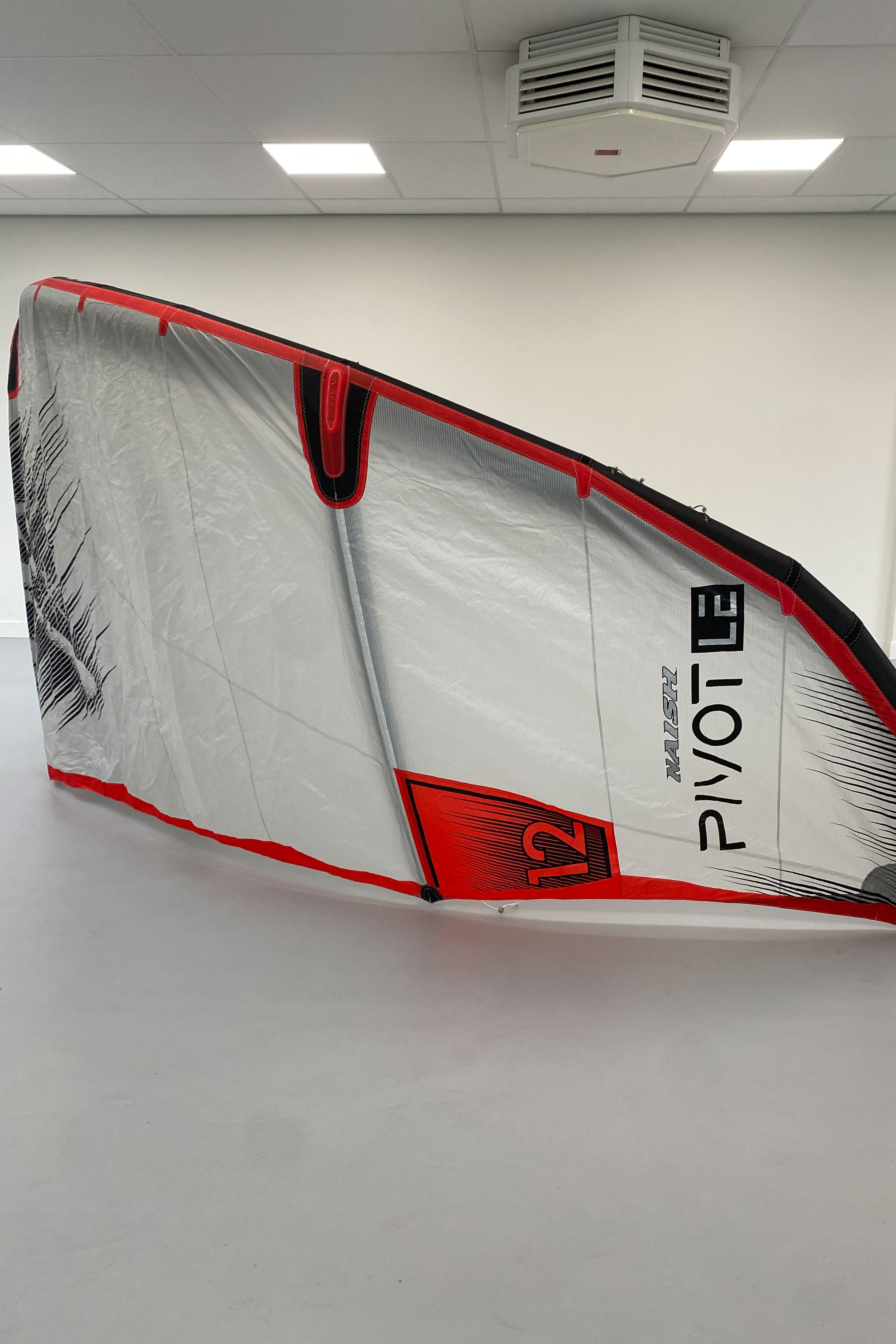 Naish-Pivot 2024 Kite (DEMO)